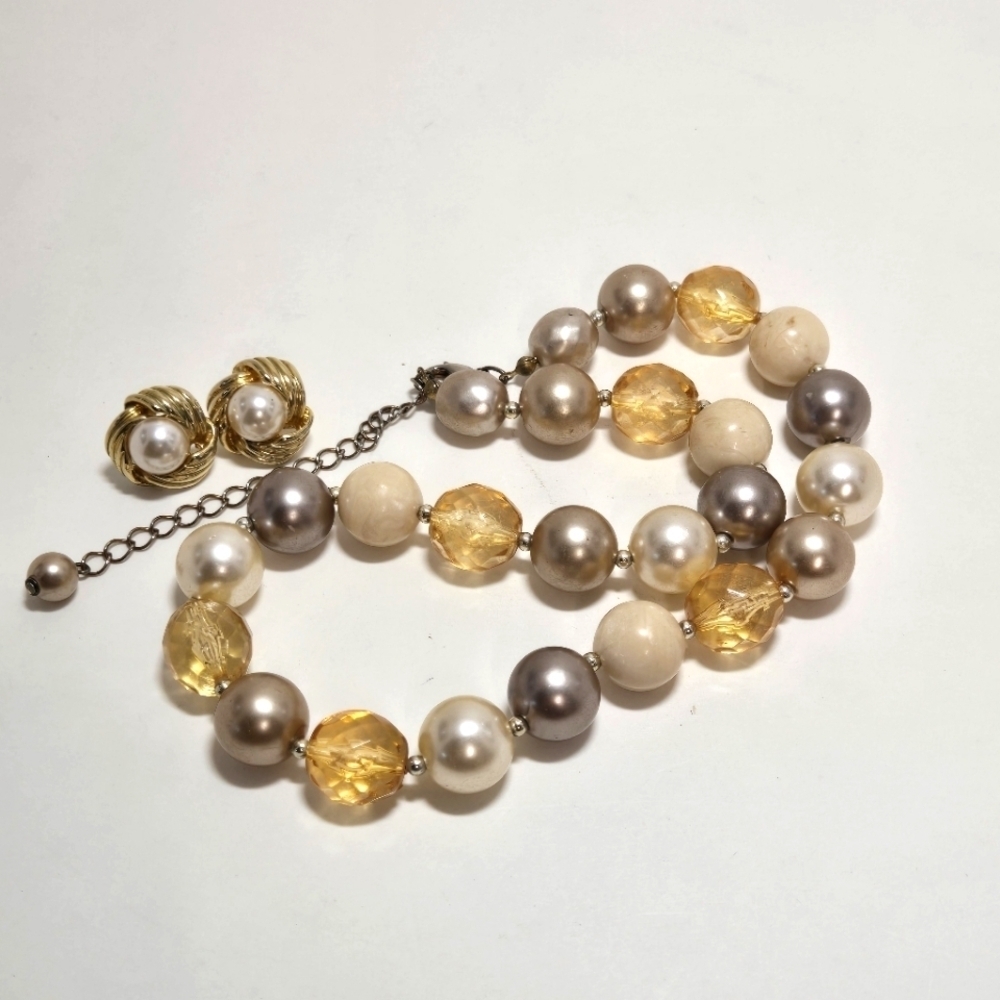 Champagne Necklace Acrylic Crystal and Pearl with Goldtone and Pearl Earrings